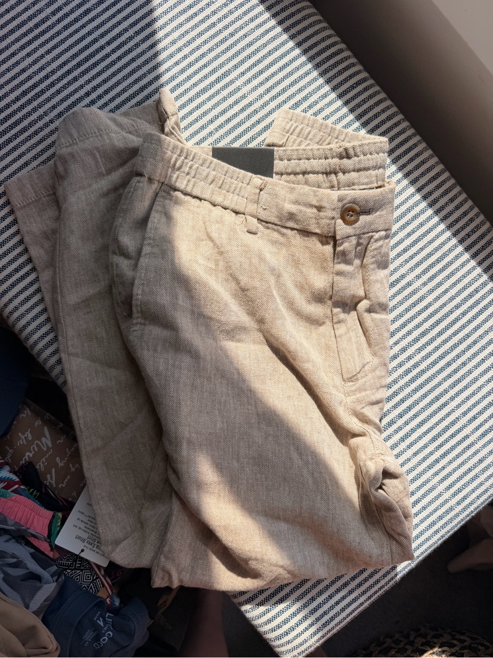 Banana Republic | Men's Tailored Linen-Blend Pants in Horse Hair (Beige) - Picture 5 of 5